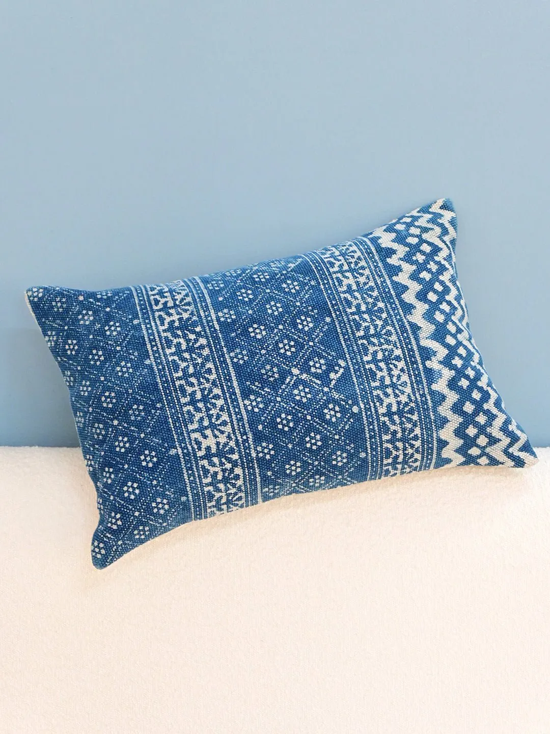 LAZULI-LUMBAR CUSHION COVER