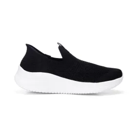 Women Essential Sneakers